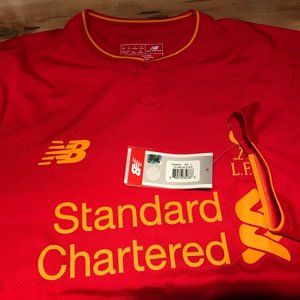 NB Liverpool 2016 / 17 Home Jersey